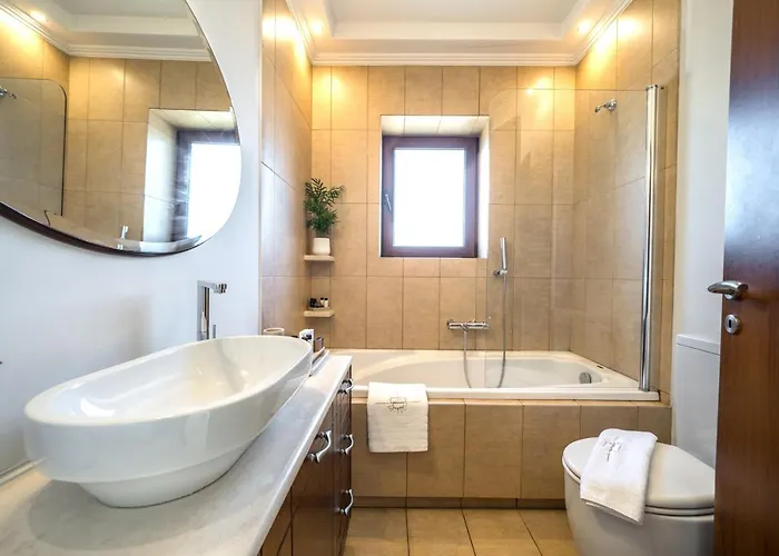 Fos - φωσ ,luxury Hriszí Aktí Haniá