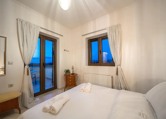 Fos - φωσ ,luxury Villa La Canée